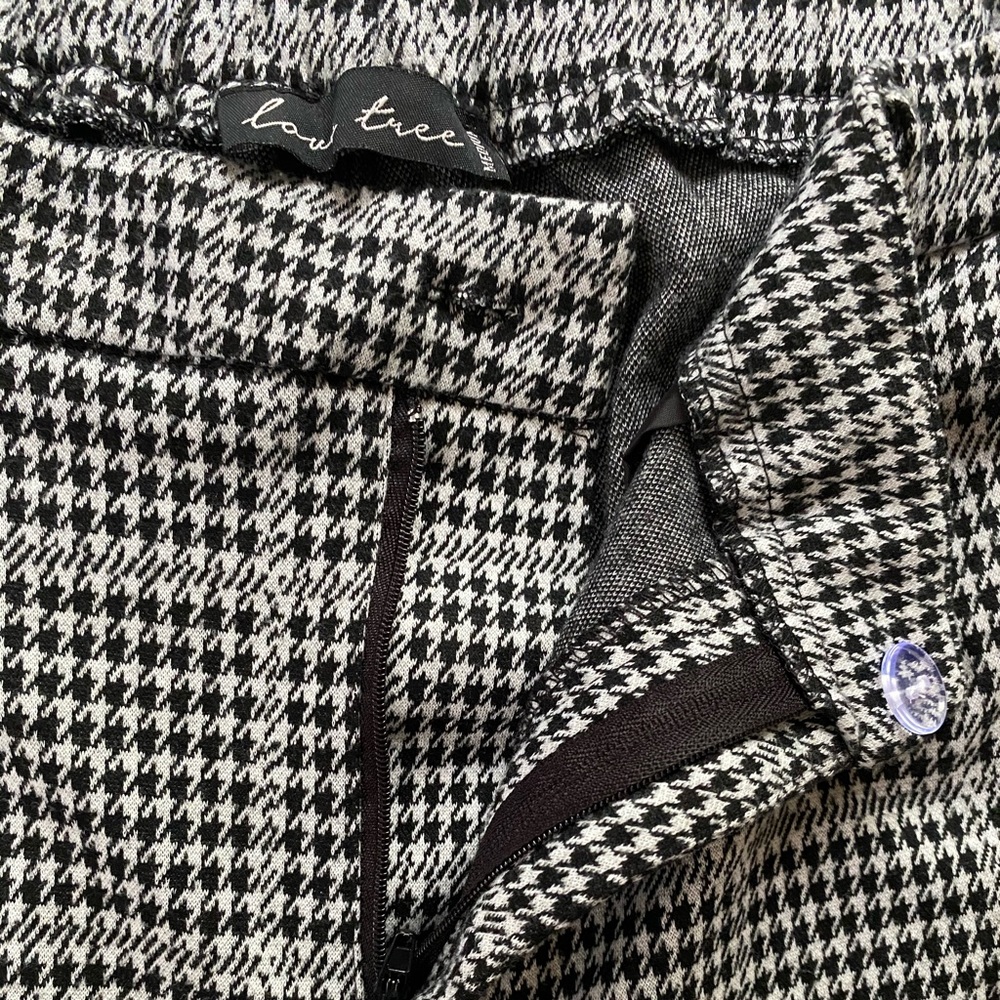 Love Tree Linen Size Medium Black White Trousers